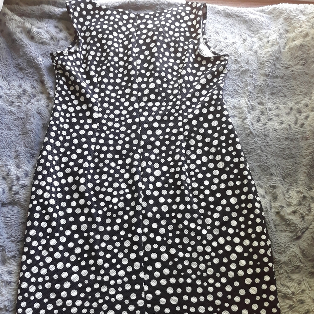 Dress - Picture 3 of 4
